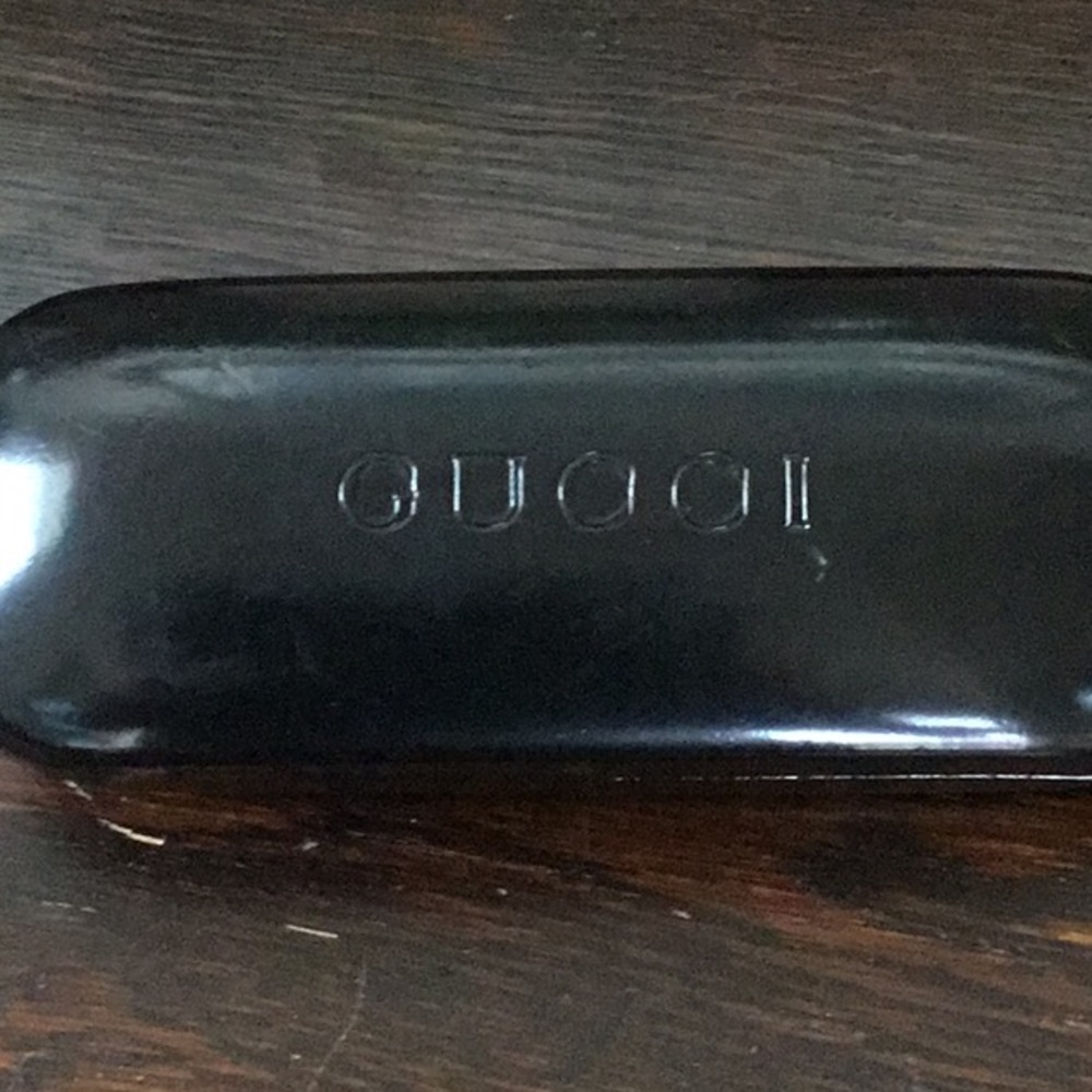 Gucci Glasses - Picture 6 of 7